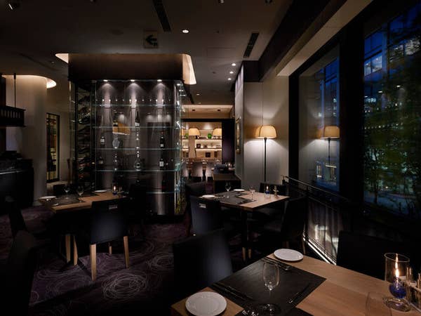 ANTIBES（アンティーブ） 丸の内ブリックスクエア店